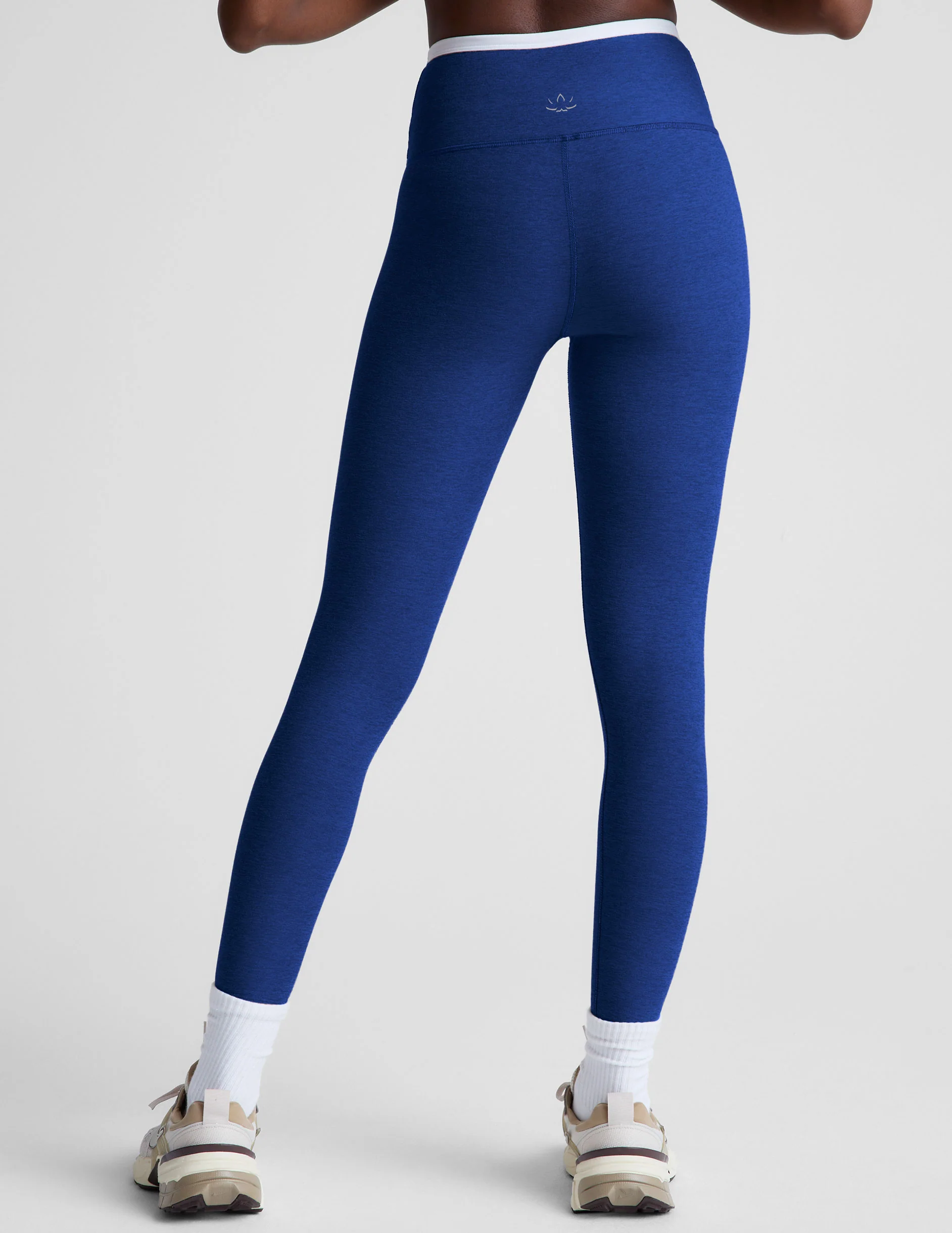 Spacedye Outlines High Waisted Midi Legging - Onhollan