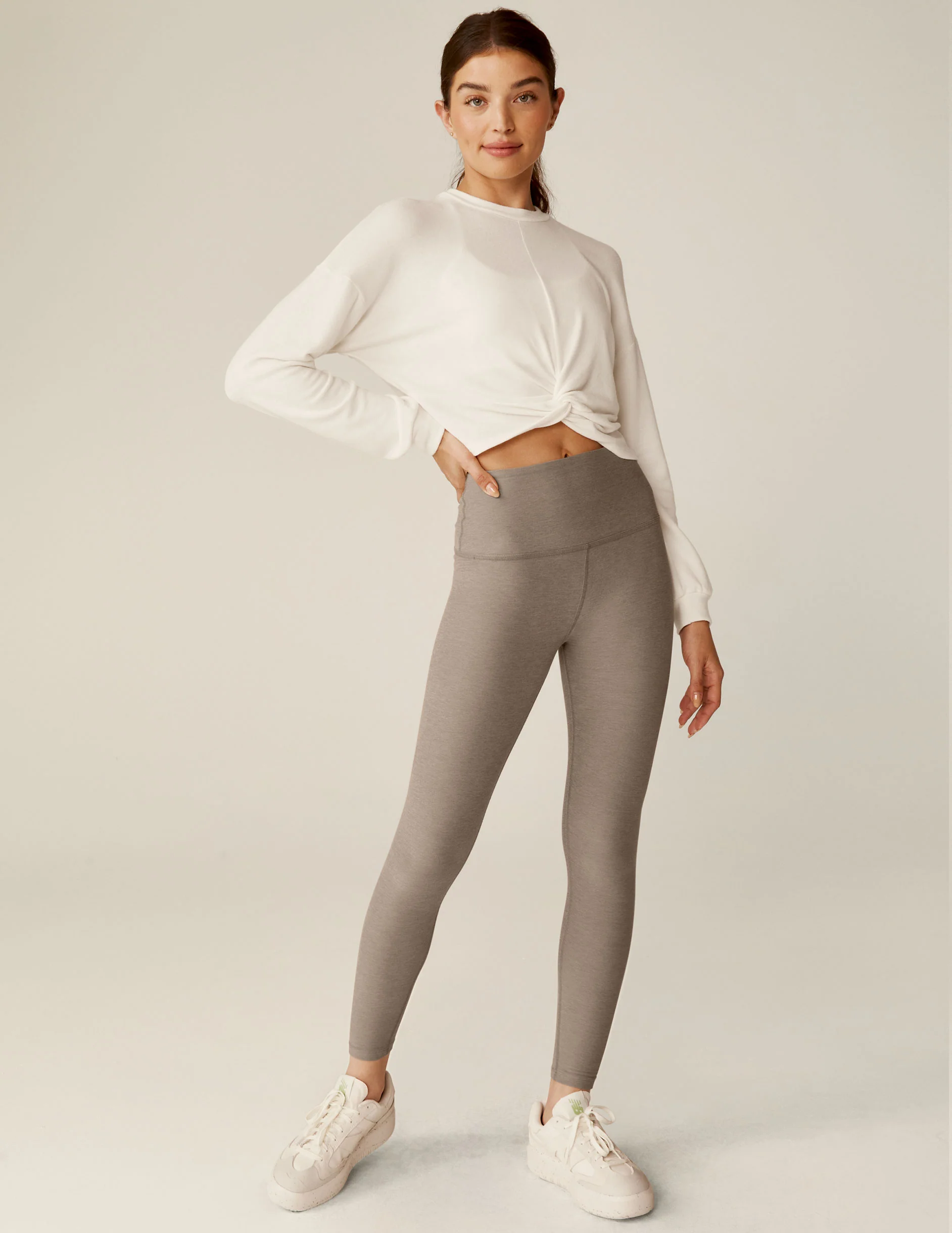 Turn Inward Front Twist Cropped Pullover - Onhollan