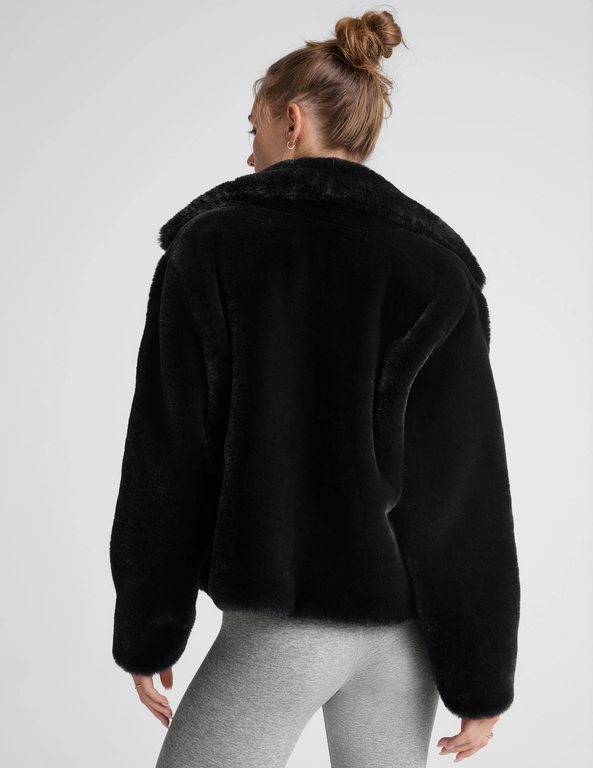 Faux Fur Jacket - Onhollan