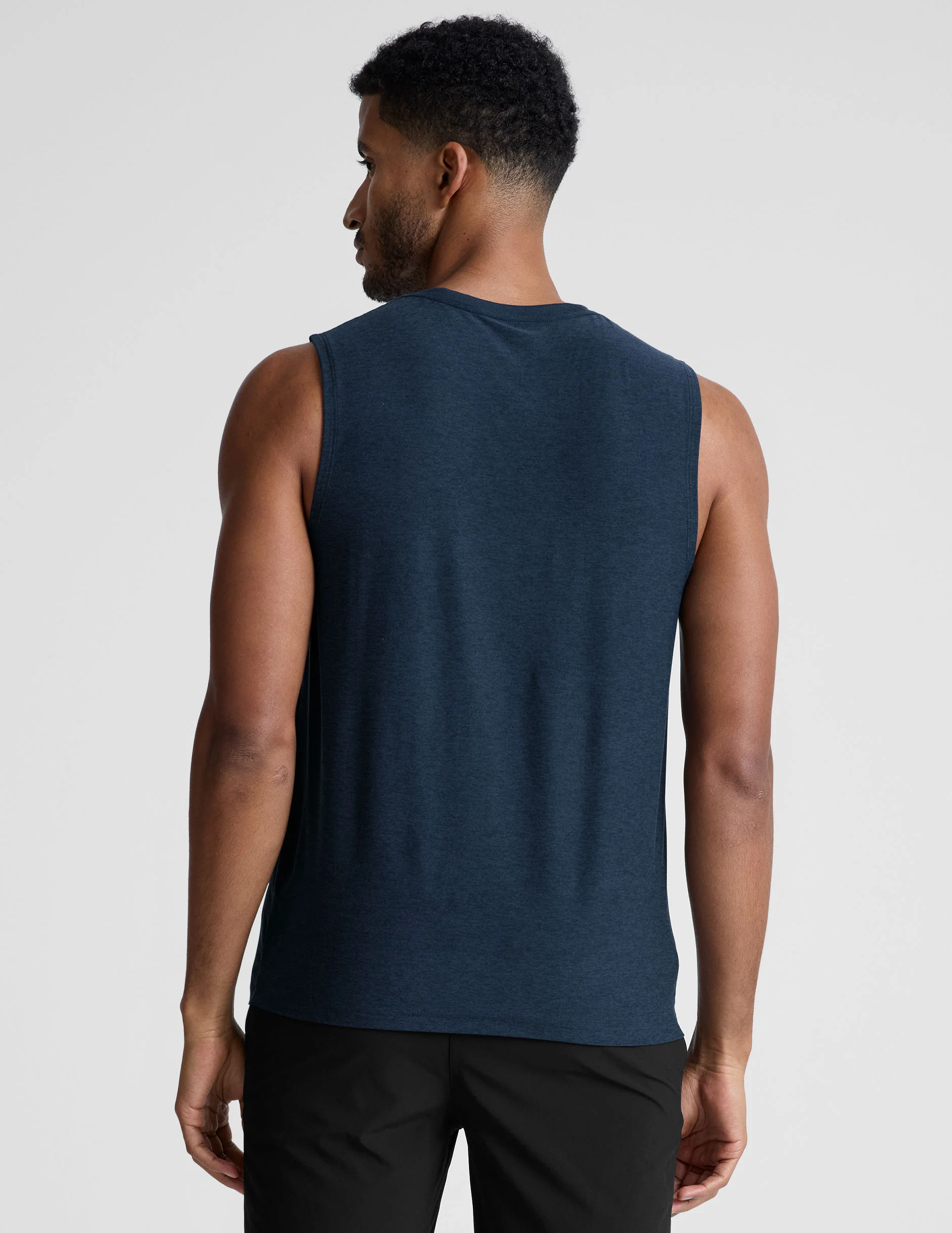 Featherweight Freeflo Men's Muscle Tank 2.0 - Onhollan