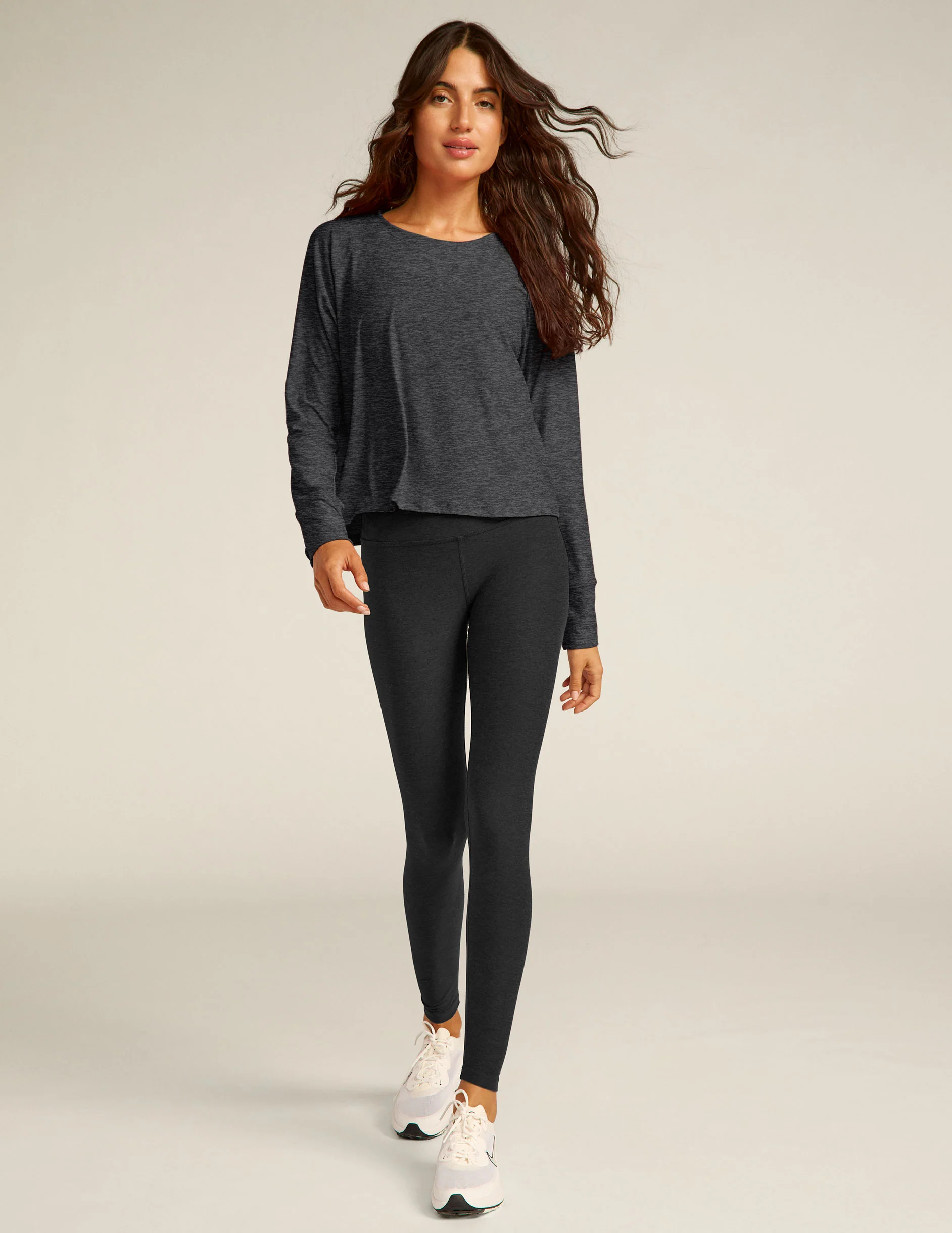 Featherweight Daydreamer Pullover - Onhollan
