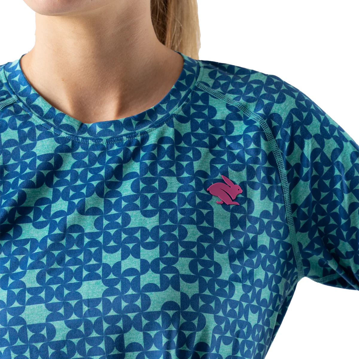 Women's EZ Tee Long Sleeve Cropped - Onhollan