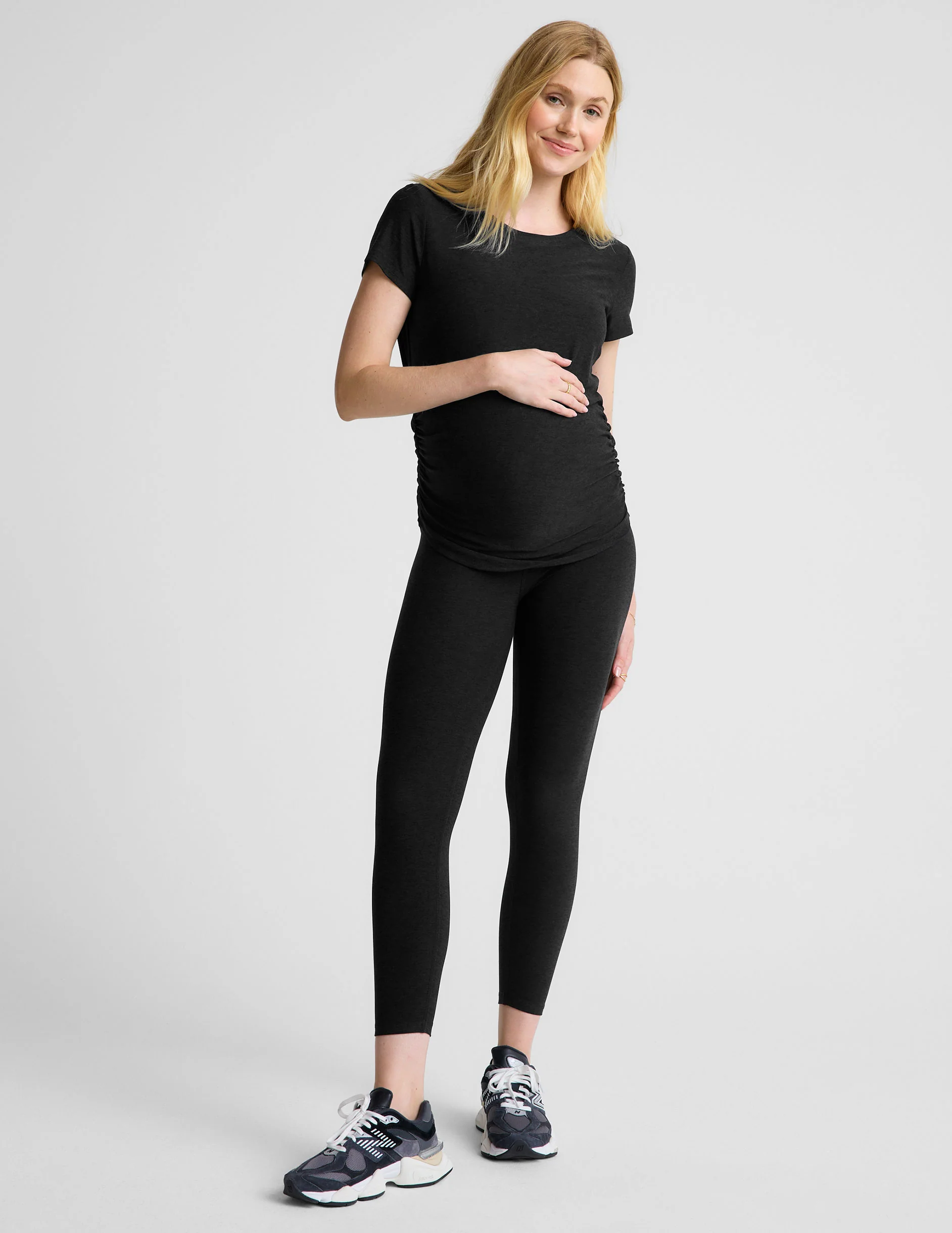 Featherweight One & Only Maternity Tee - Onhollan