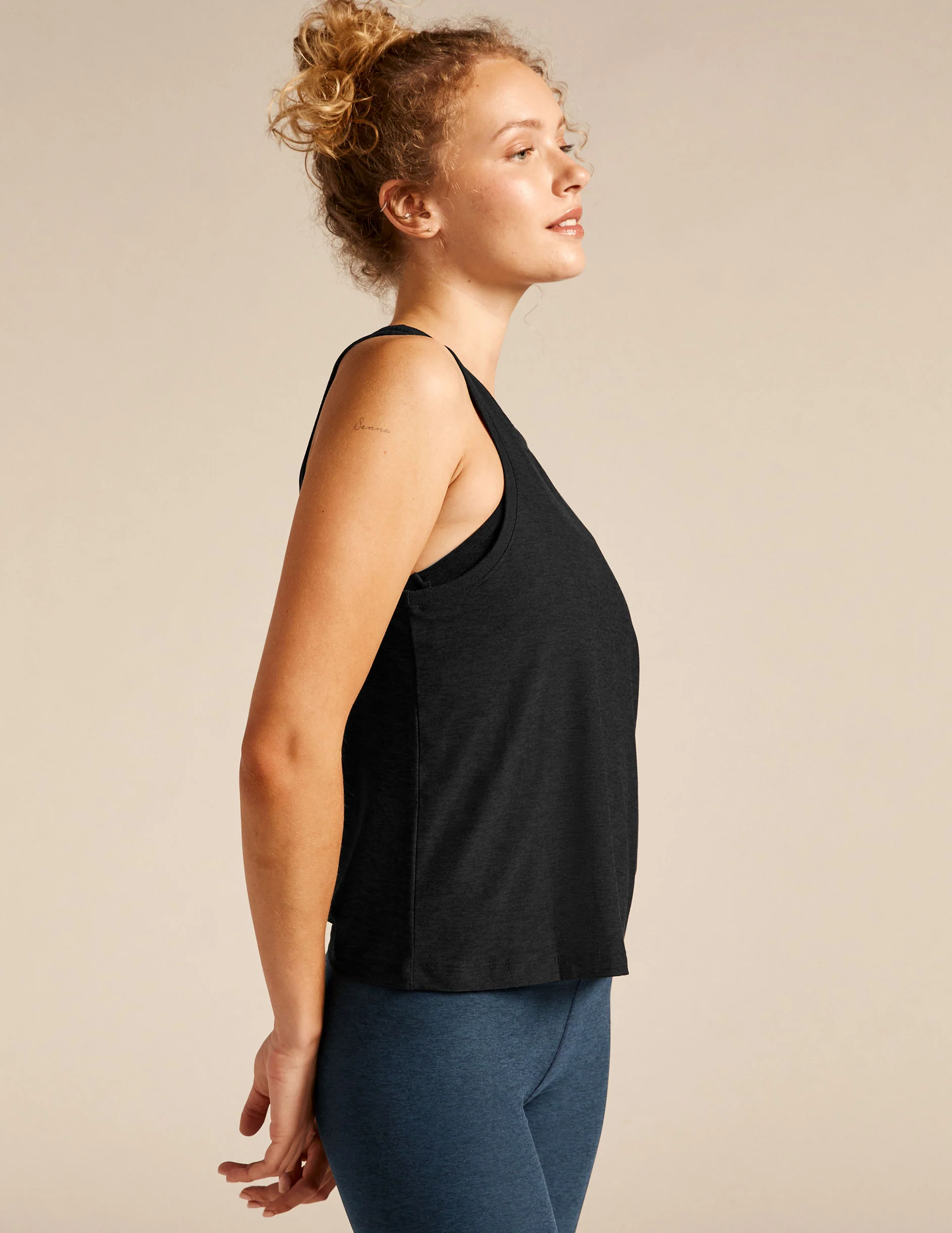 Featherweight Rebalance Tank - Onhollan