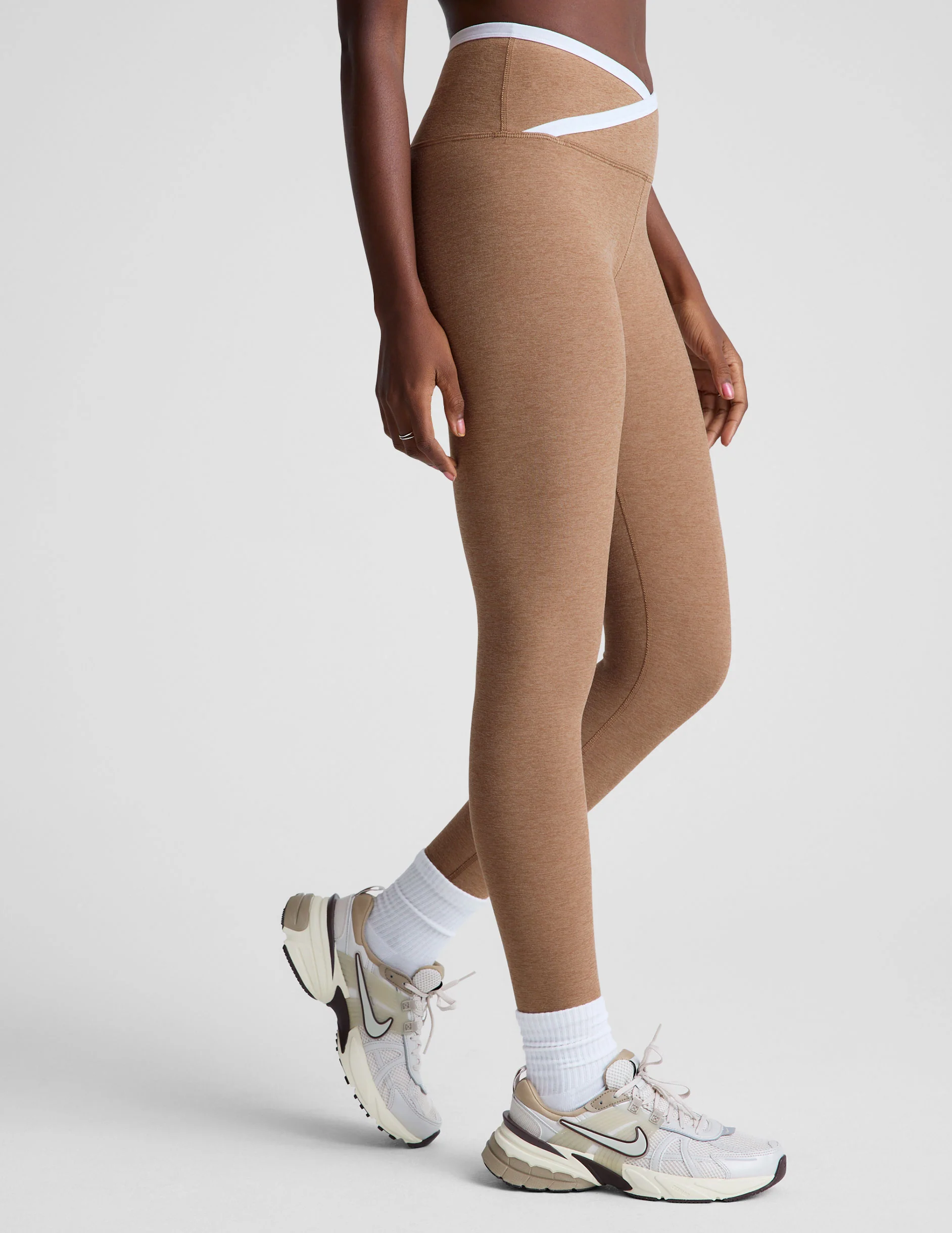 Spacedye Outlines High Waisted Midi Legging - Onhollan