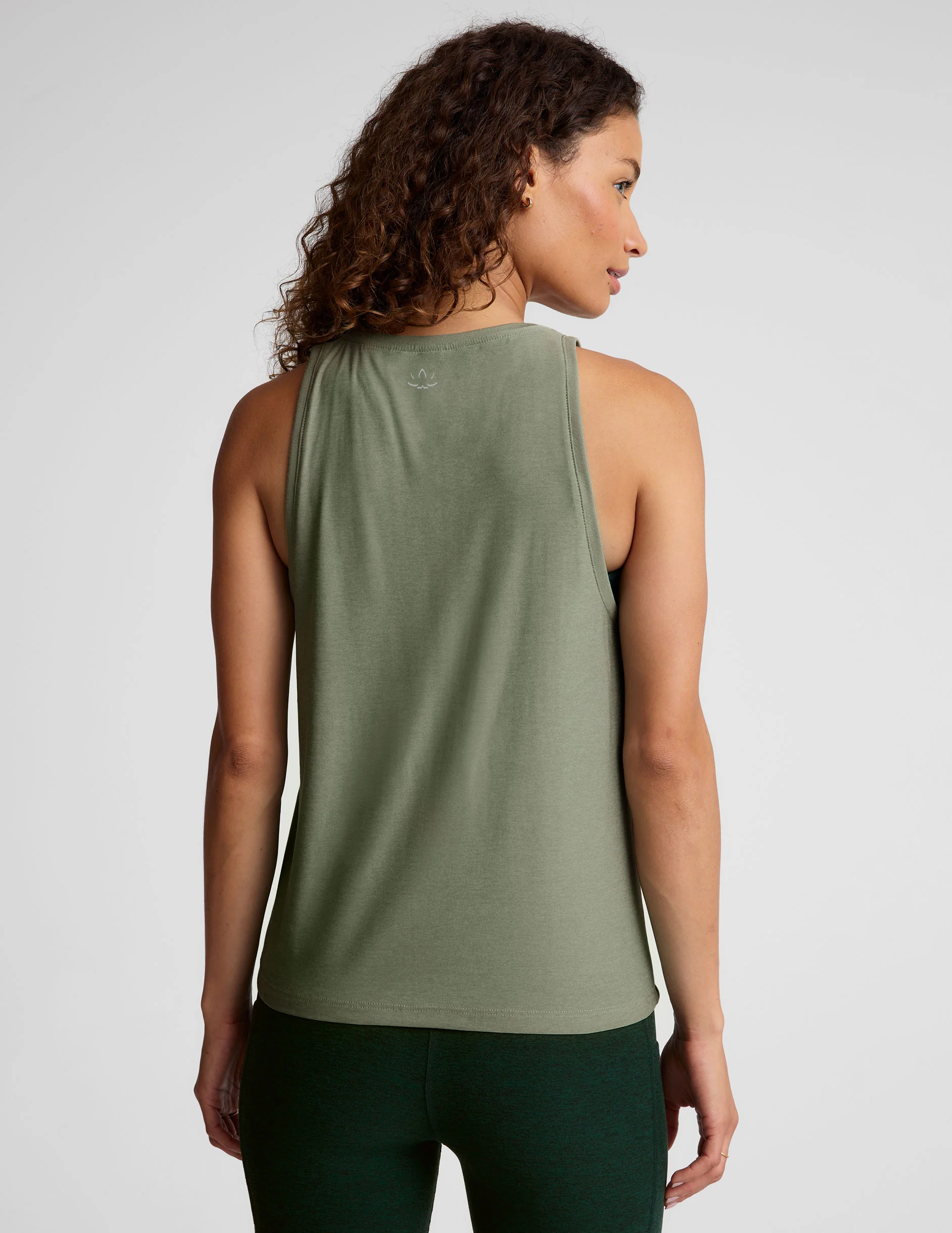 Featherweight Rebalance Tank - Onhollan