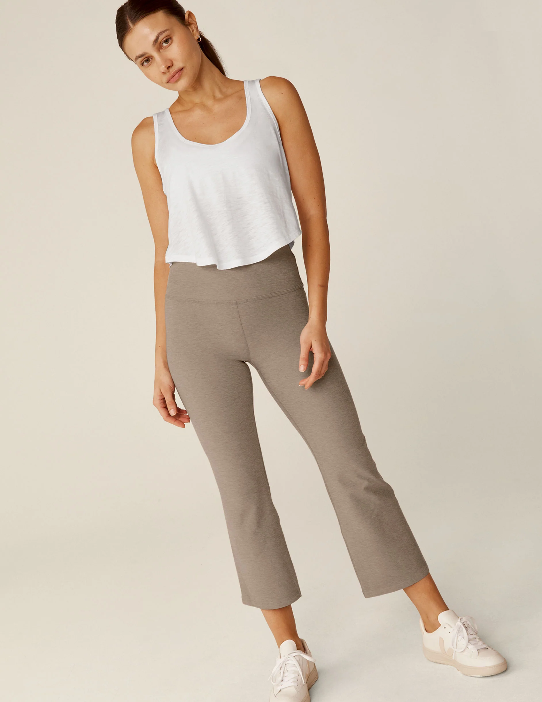 Well Traveled Tank - Onhollan