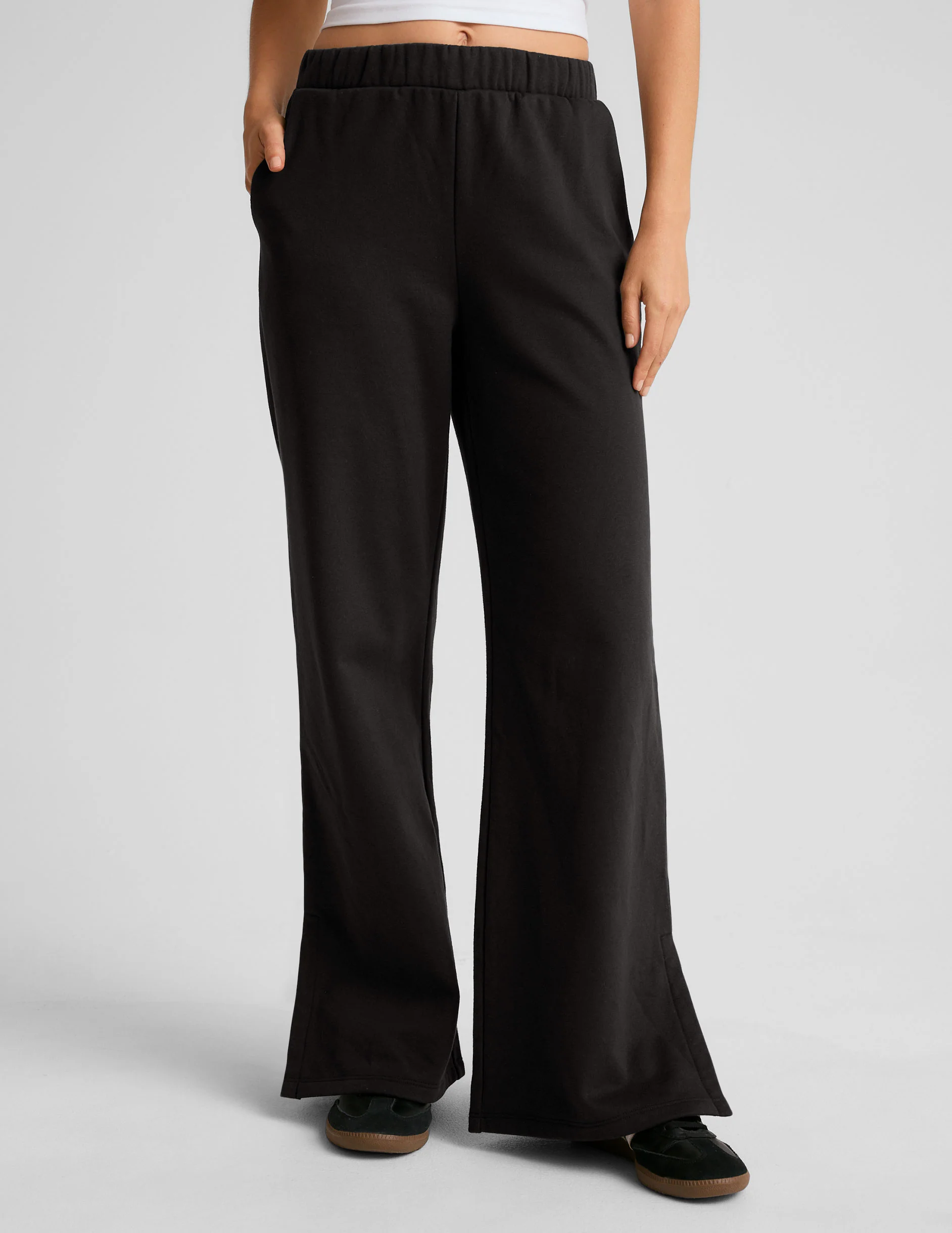 LuxeFleece Wide Leg Pant - Onhollan