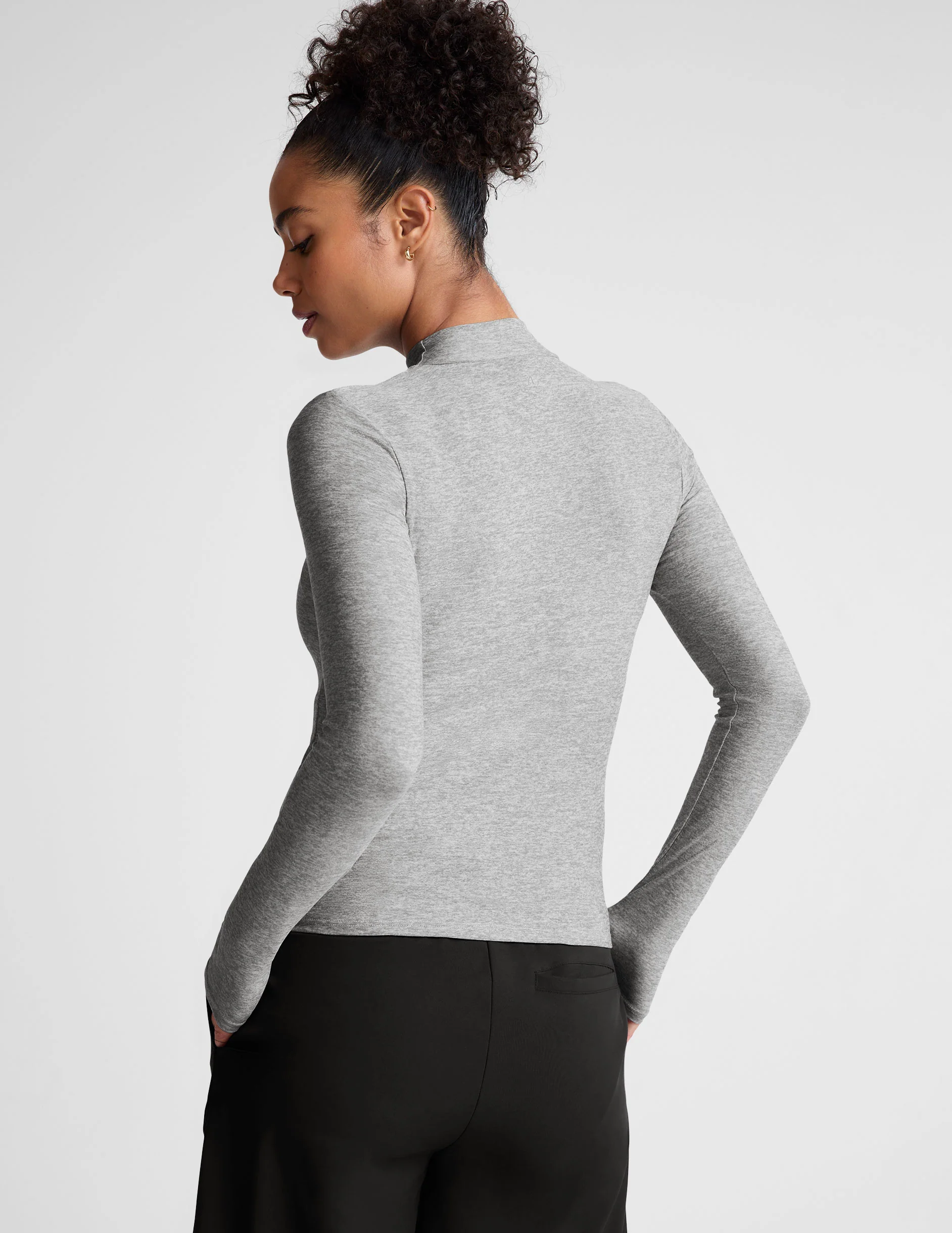 Featherweight Moving On Pullover - Onhollan