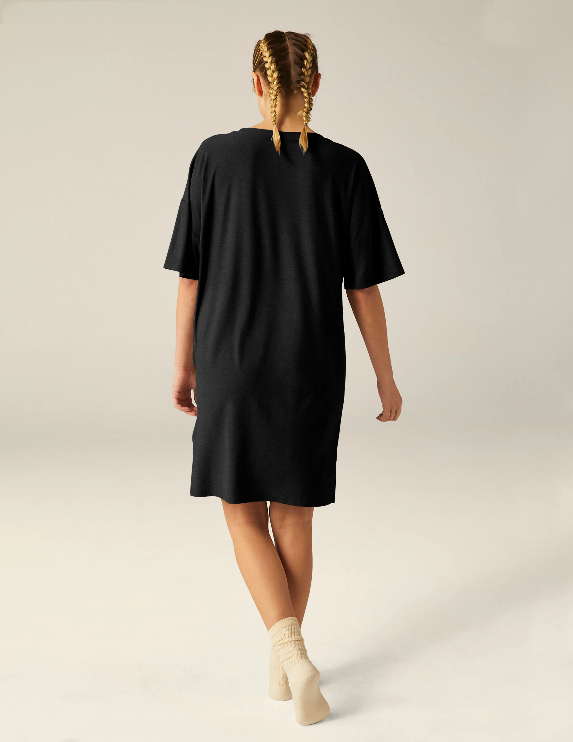 Featherweight V Rested Sleep Tee Dress - Onhollan