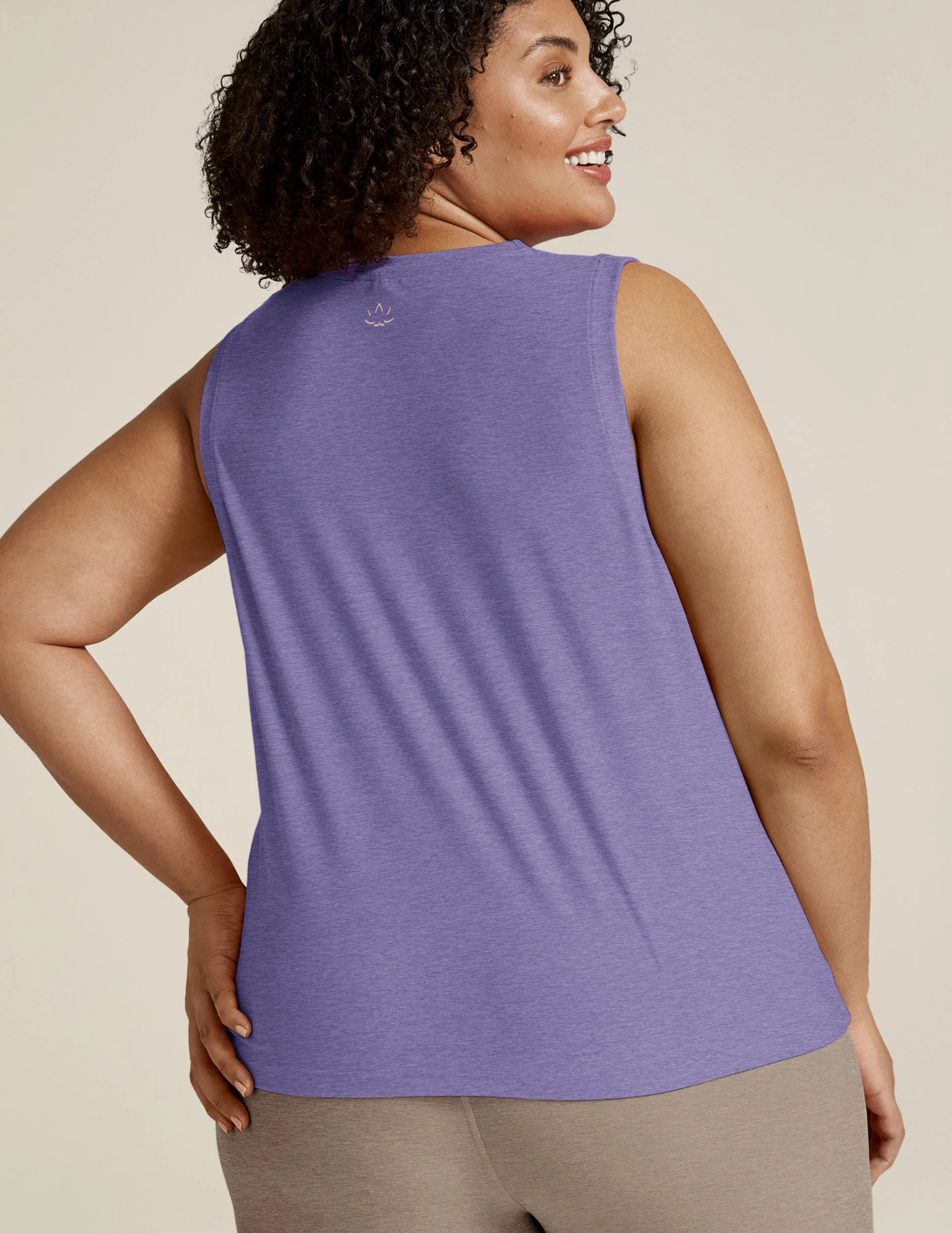 Featherweight Rebalance Tank - Onhollan