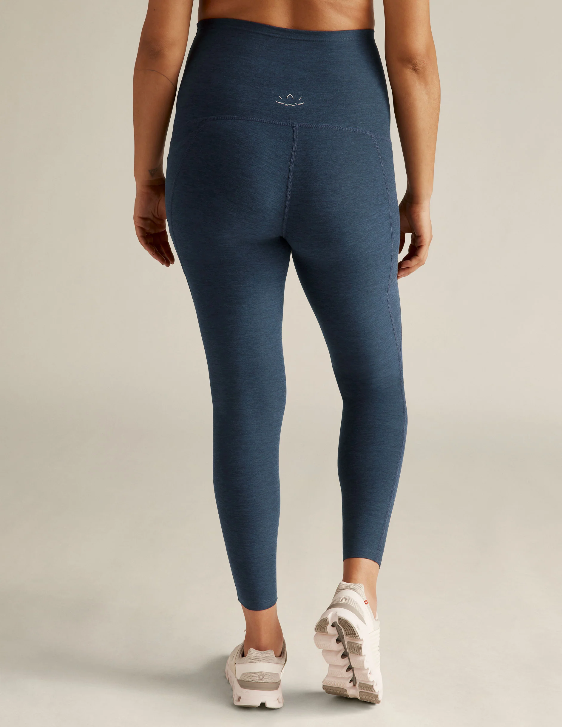 Spacedye Love the Bump Maternity Pocket Midi Legging - Onhollan