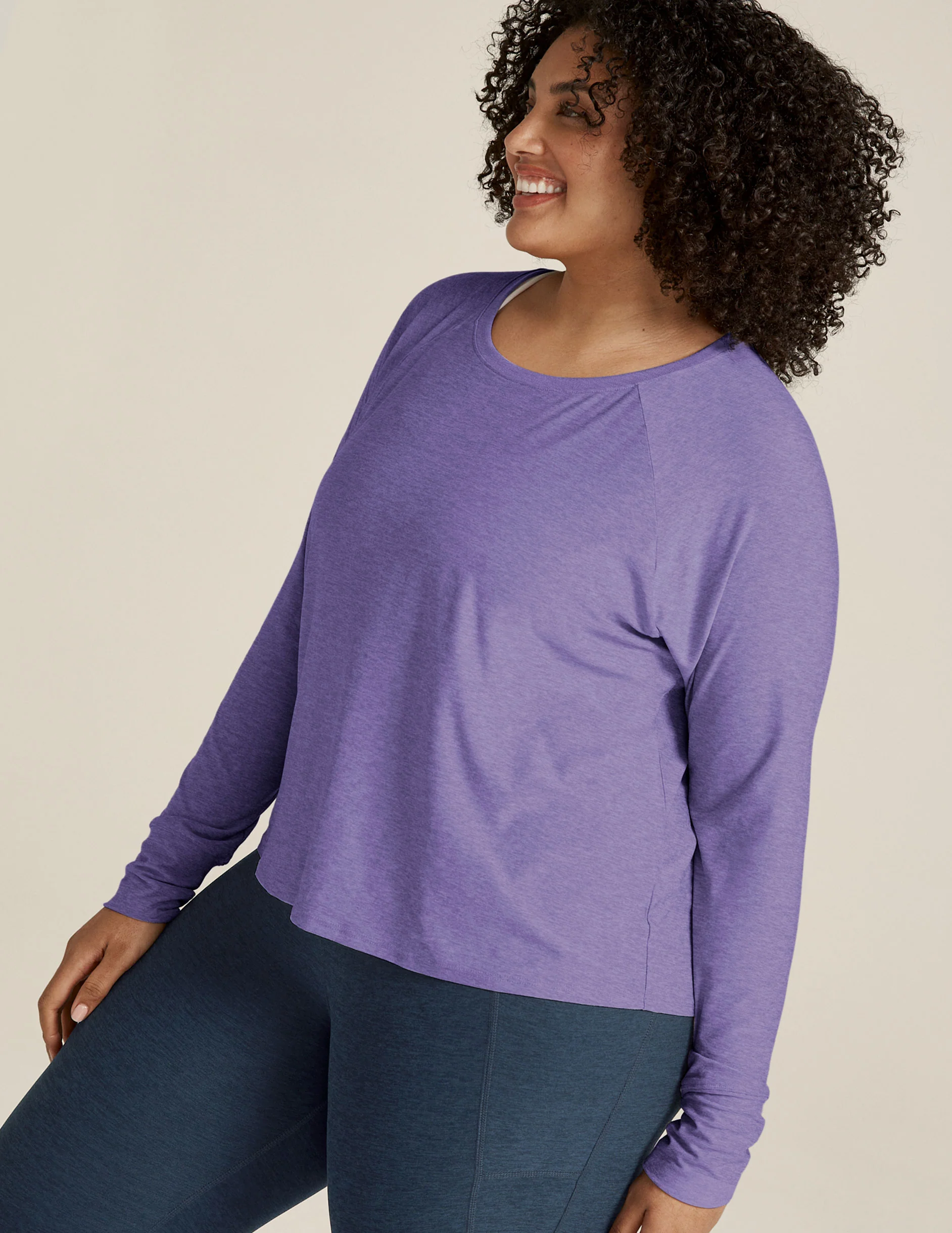Featherweight Daydreamer Pullover - Onhollan