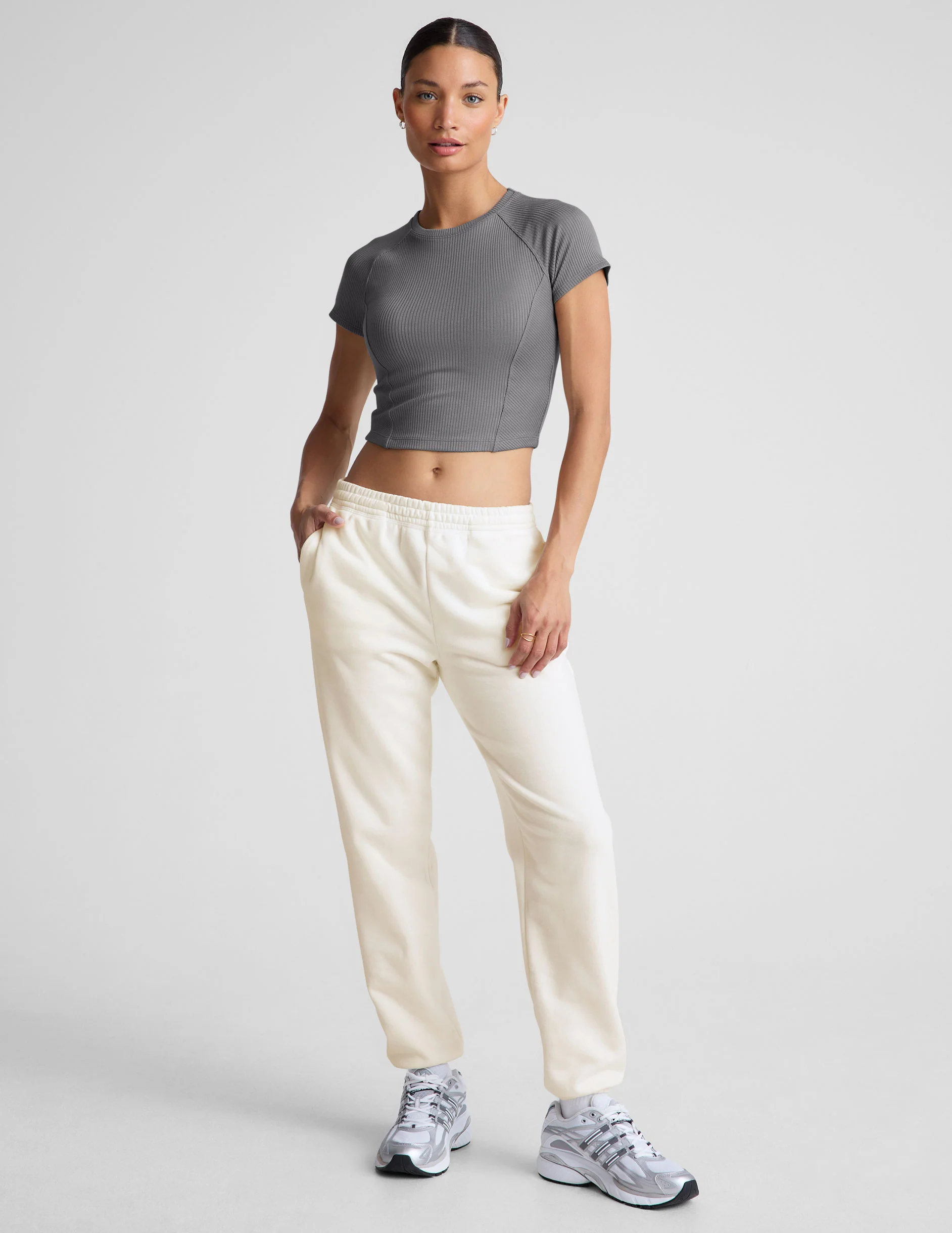 Silhouette Cropped Tee - Onhollan