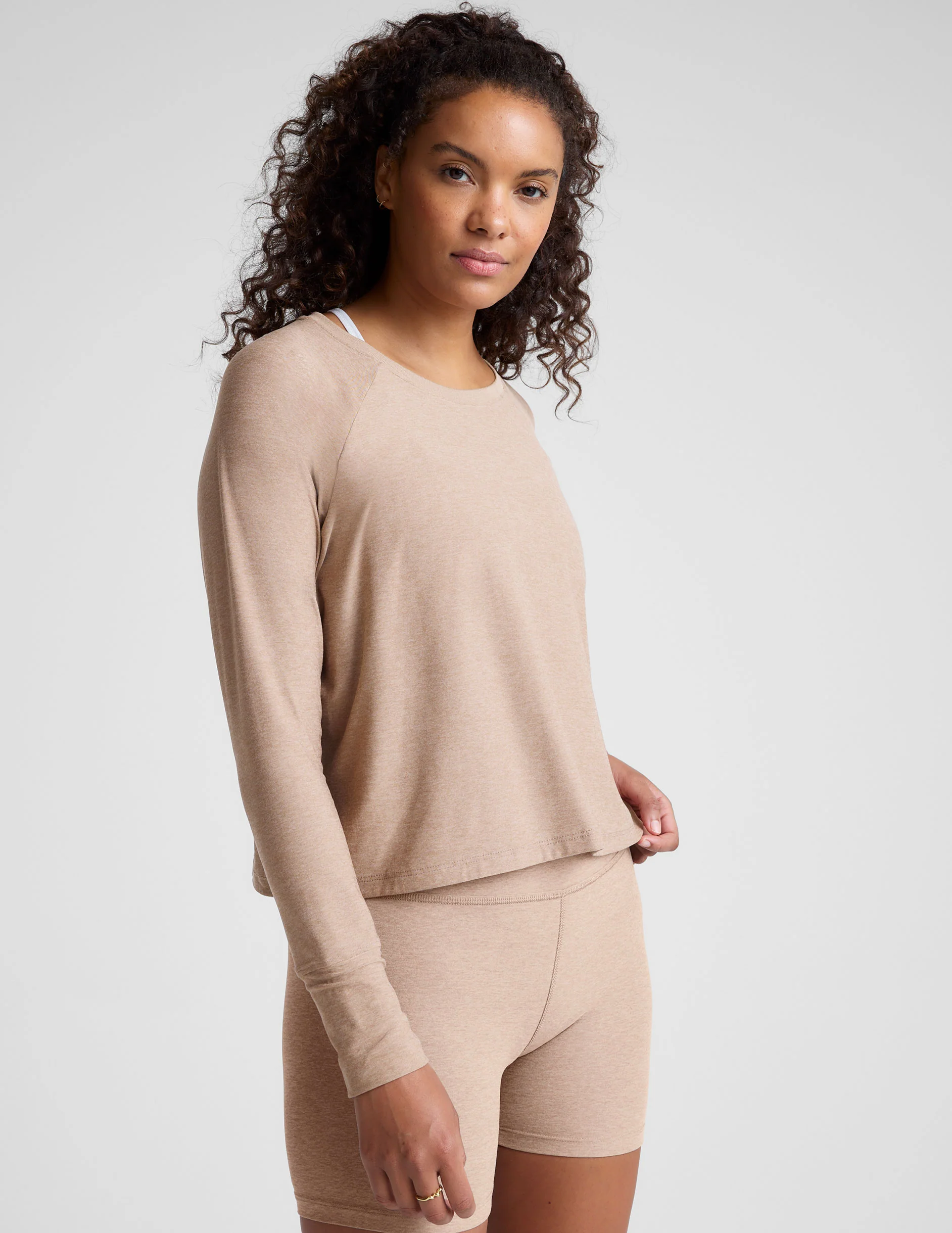 Featherweight Daydreamer Pullover - Onhollan